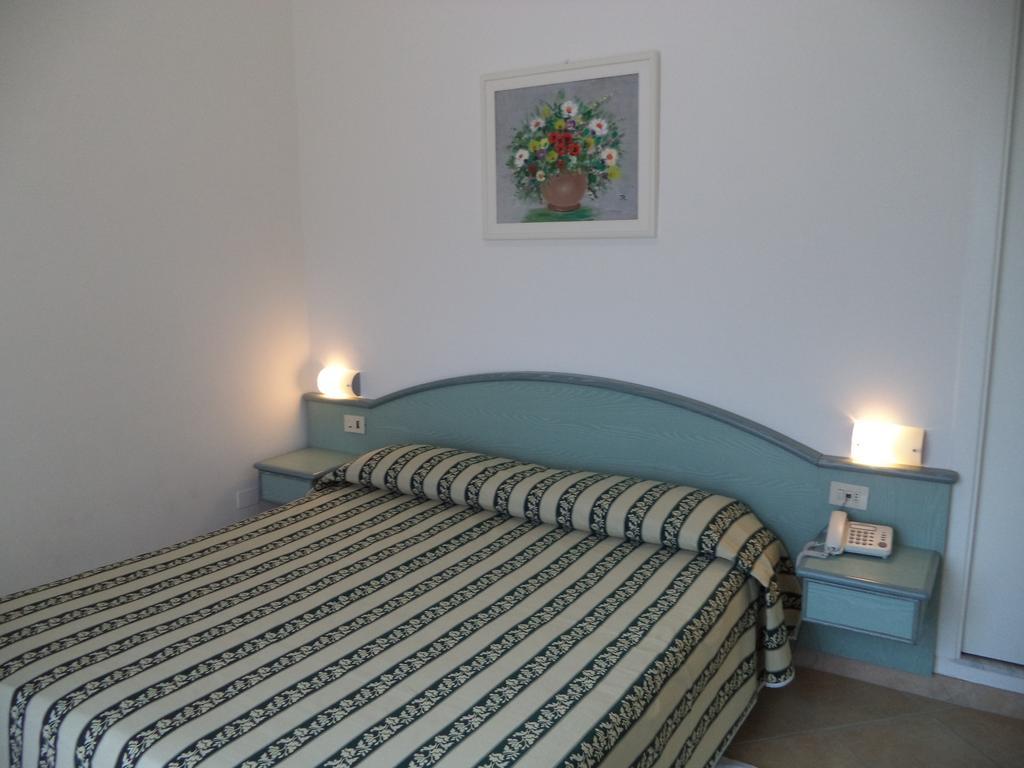 דיאנו מרינה Hotel Miramare חדר תמונה